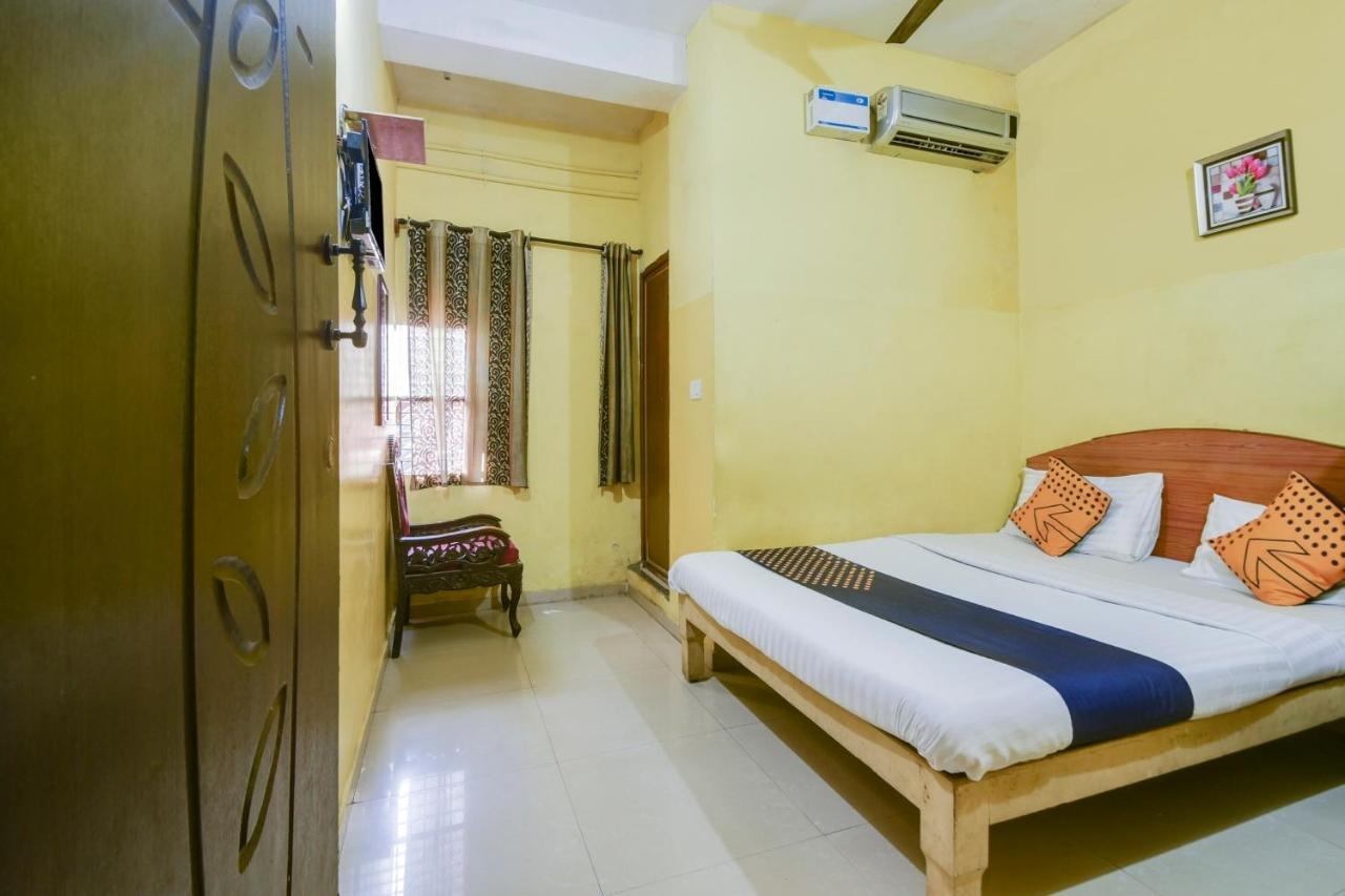 Spot On 74228 Galaxy Comforts Hotel Narasimharaja Puram Exterior photo