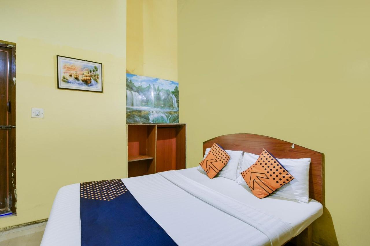 Spot On 74228 Galaxy Comforts Hotel Narasimharaja Puram Exterior photo